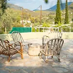 Marianne's Olive Grove - Loutraki Villa *