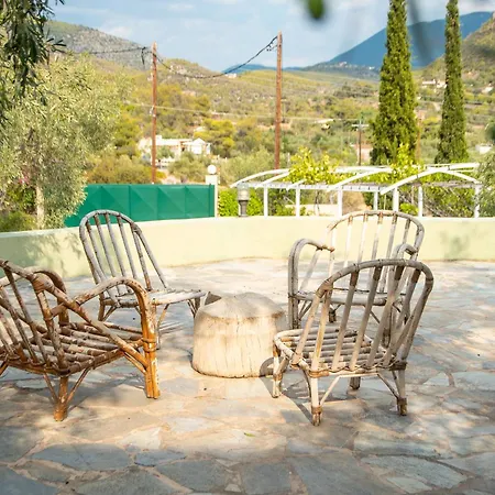 Marianne's Olive Grove - Loutraki Villa *