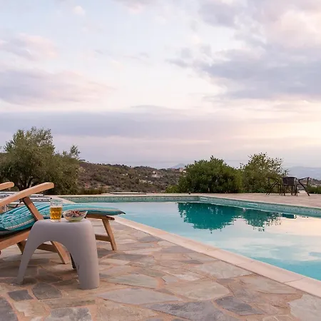 Marianne's Olive Grove - Loutraki فيلة *