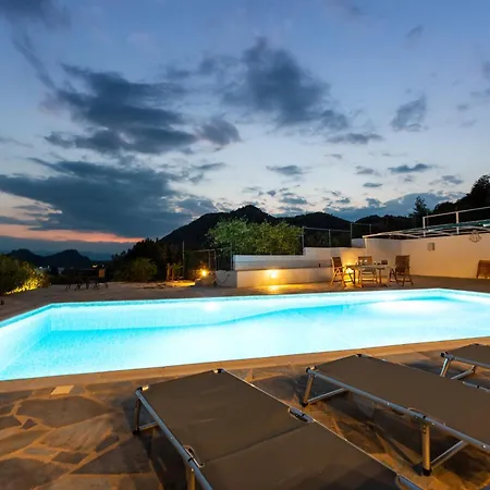 Villa Marianne's Olive Grove - Loutraki