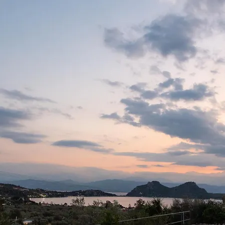 Villa Marianne's Olive Grove - Loutraki