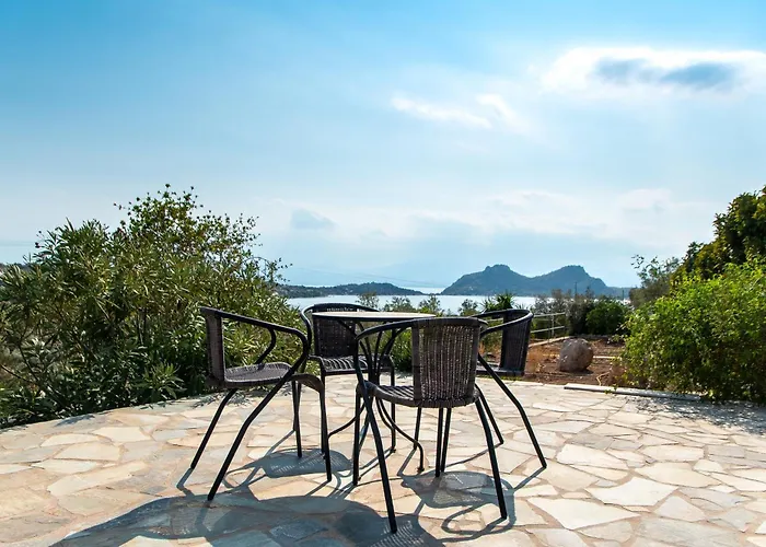 Villa Marianne's Olive Grove - Loutraki Vouliagmeni Sø