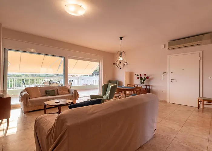 Marianne's Olive Grove - Loutraki Villa *